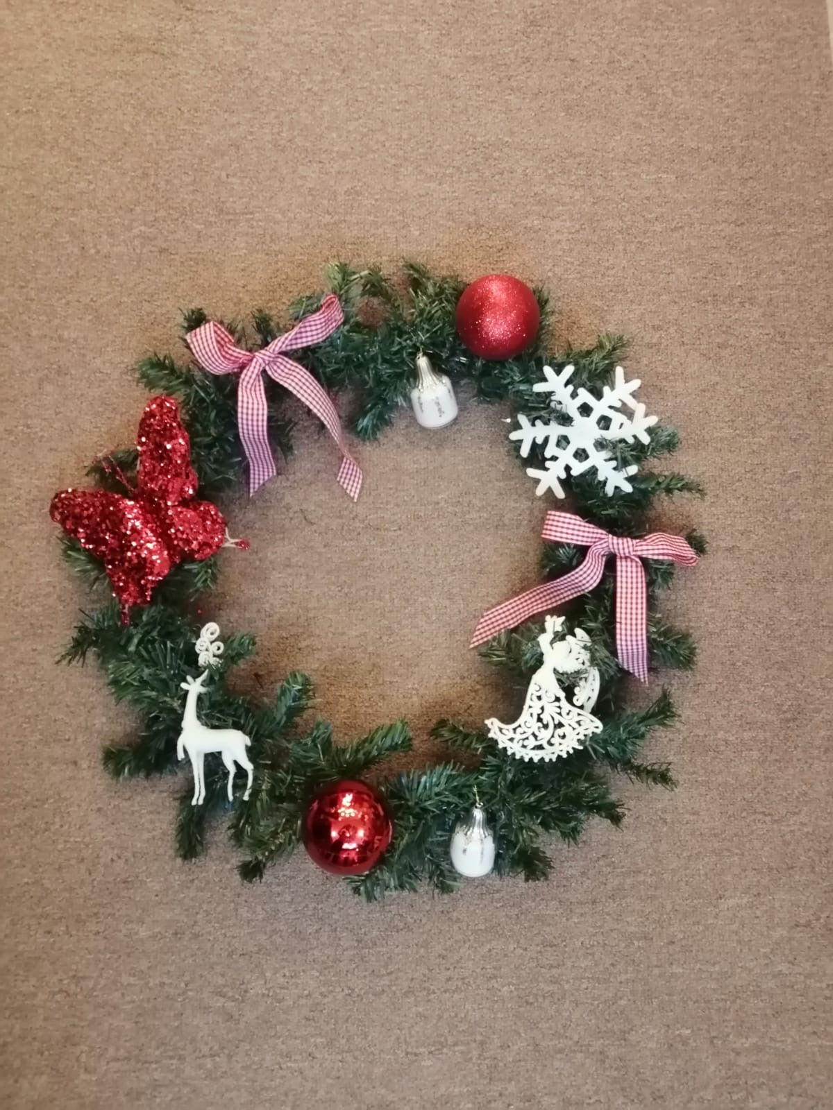 Arctic Cherry Christmas Wreath