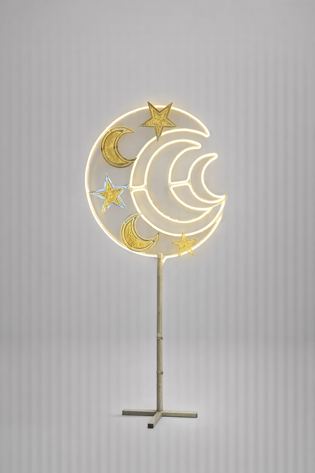 Crescent Halo Light Stand