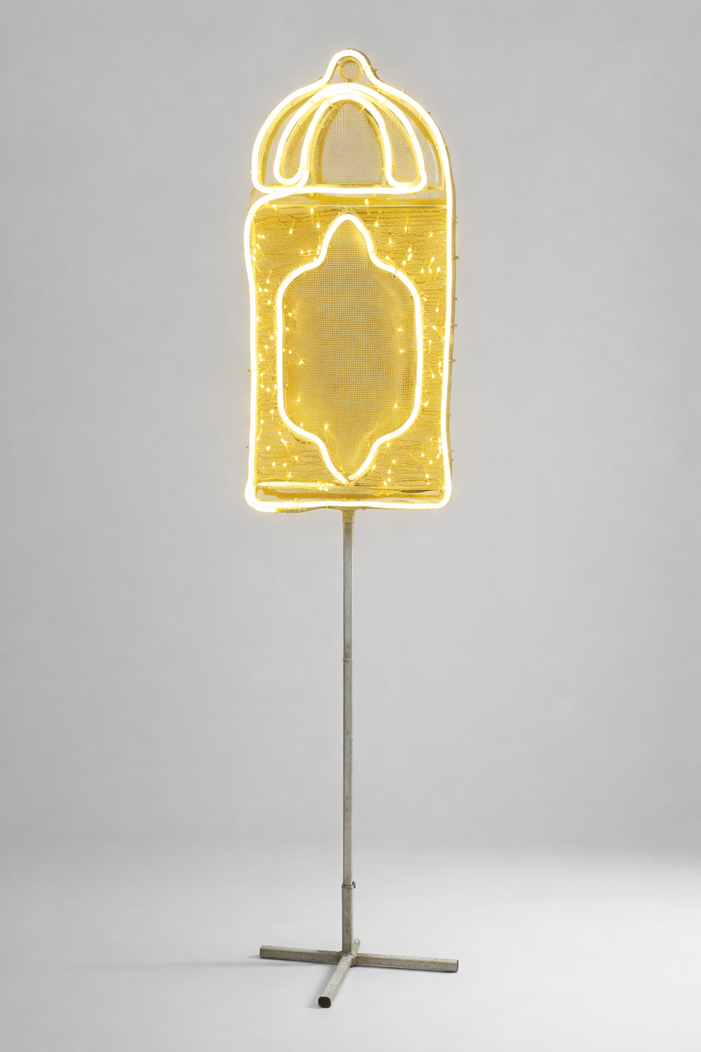 Illuminated Lantern Pillar Stand