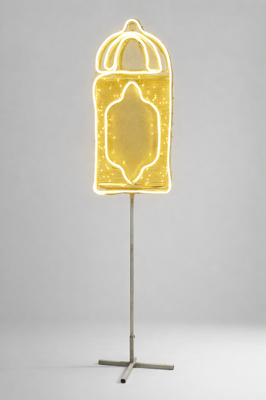 Illuminated Lantern Pillar Stand