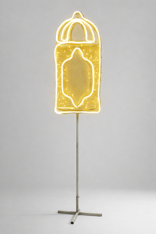 Illuminated Lantern Pillar Stand