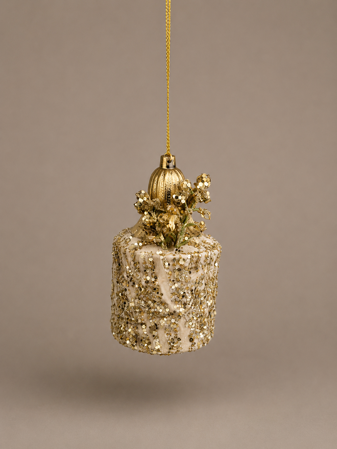 White & Gold Sequin Gift Ornament