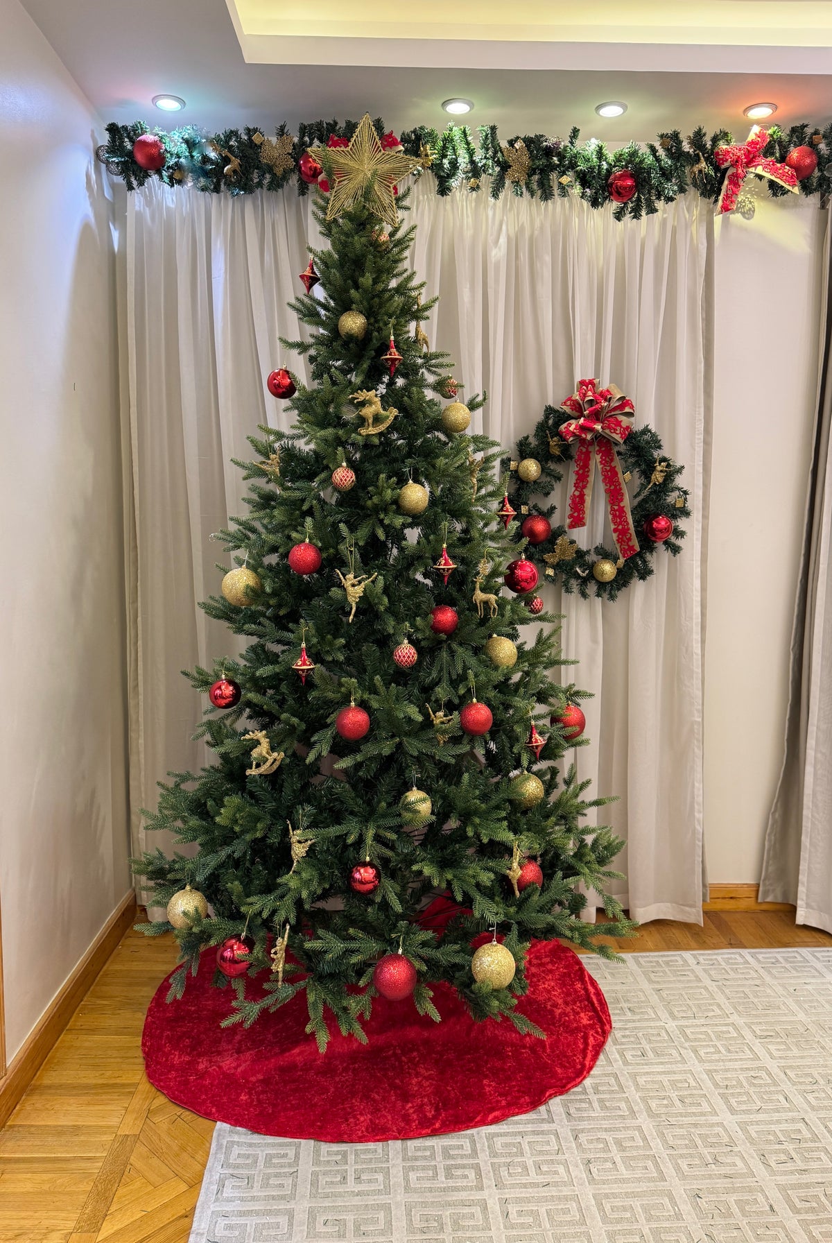 The Alpine Crown- 2.40 m Christmas tree bundle offer