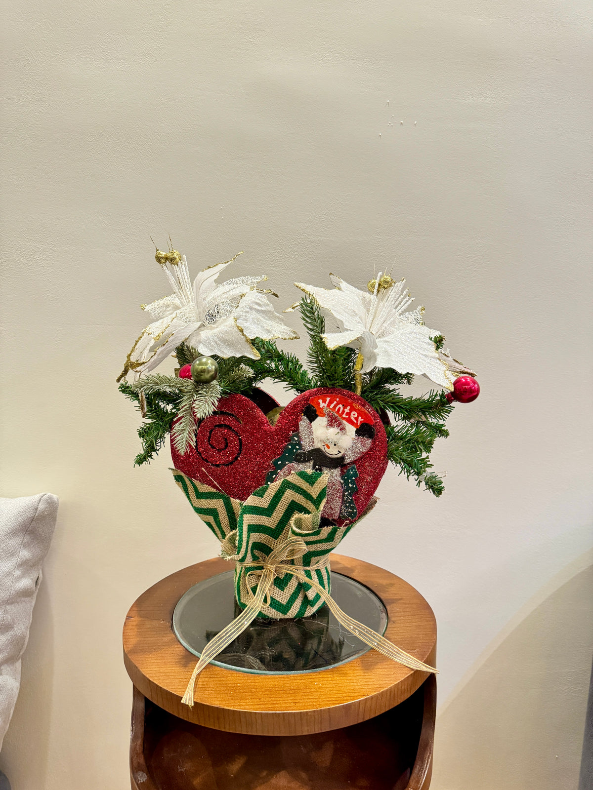Christmas flower centrepiece