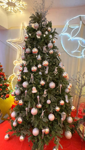 Enchanted Grove- 2.40 m Christmas tree