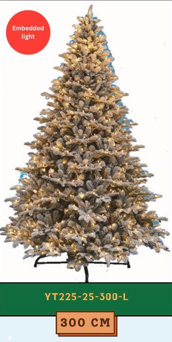 Frostbite- 3 m Christmas tree (+50 ornaments)