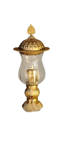 Classic Glass Lantern Décor