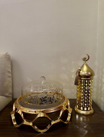 Gold Edge Cake Stand & lantern