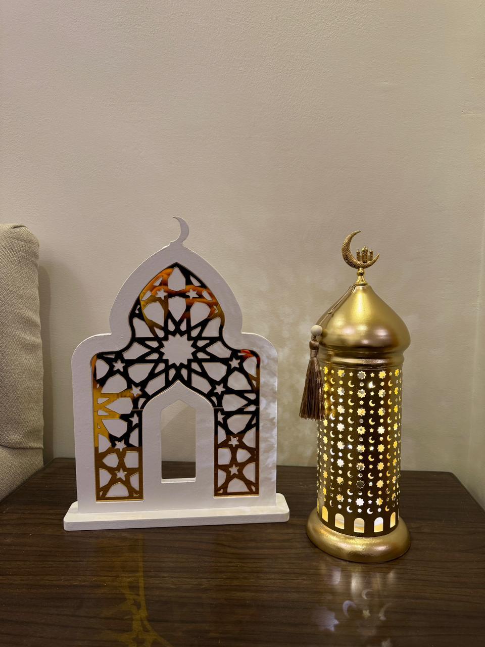 Crescent Glow Lantern