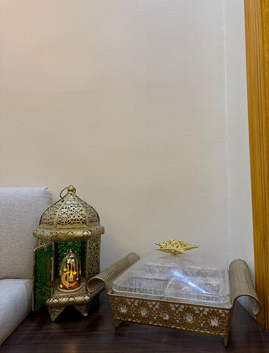 Golden Lantern  & Treat Box