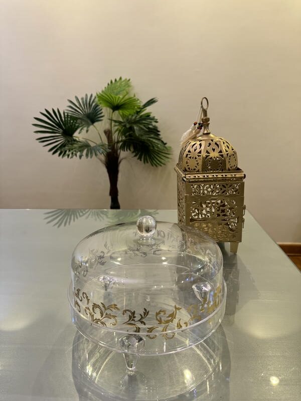 Bronze lantern with plexi transparent tray