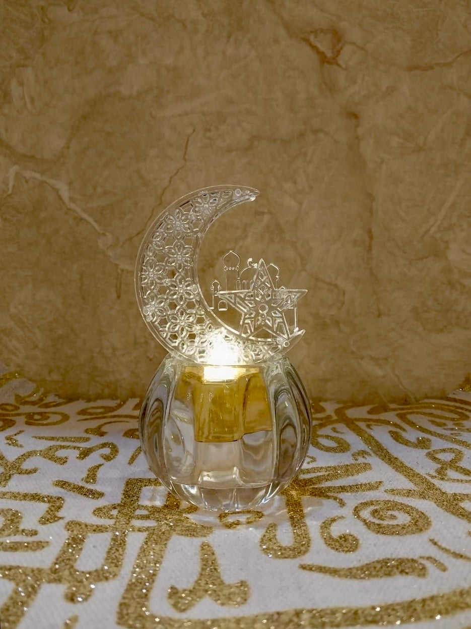 Crystal candle holder with crescent