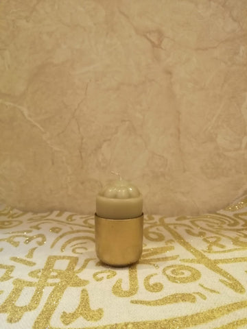 Candle holder