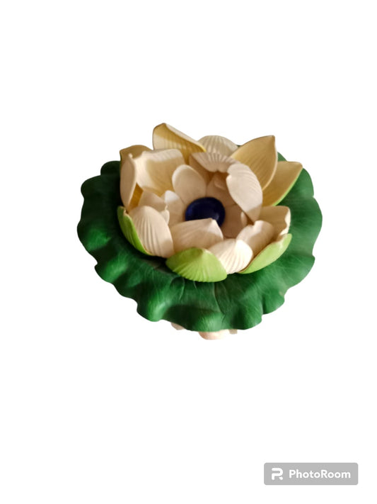 Summer decoration - Shell centerpiece