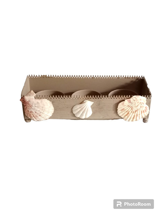 Summer decoration - Shell centerpiece