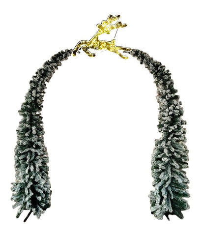 White Christmas arch