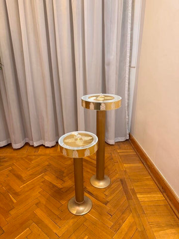Plexi and glass stand